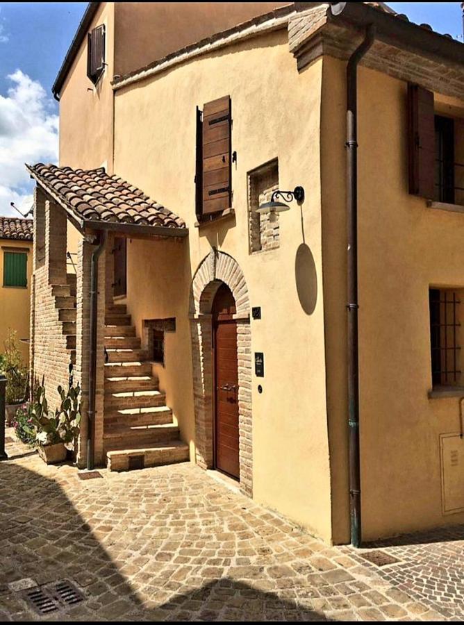 "Affittacamere Al Castello" Tavullia Exteriér fotografie
